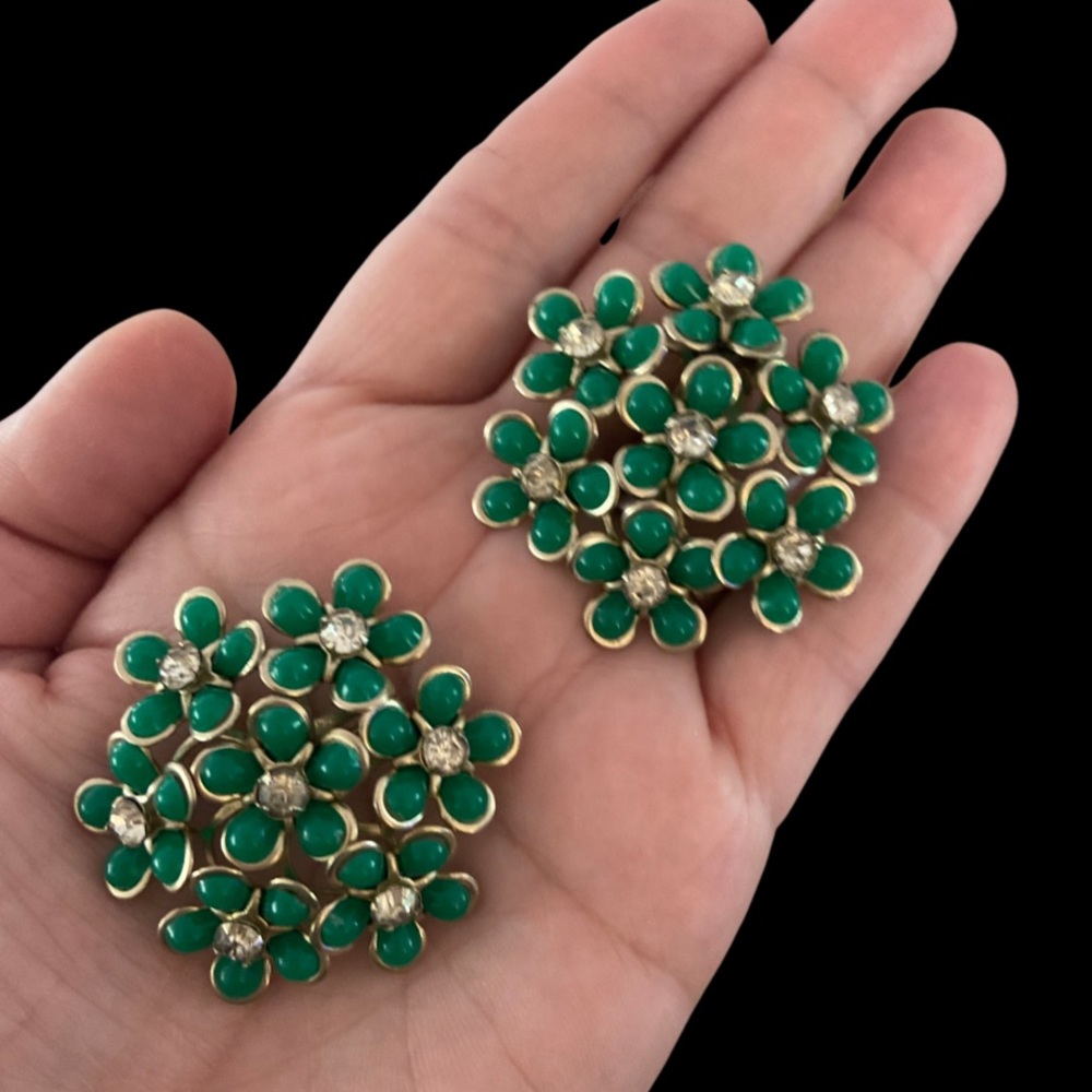 Vintage Green and rhinestone clip on the earrings